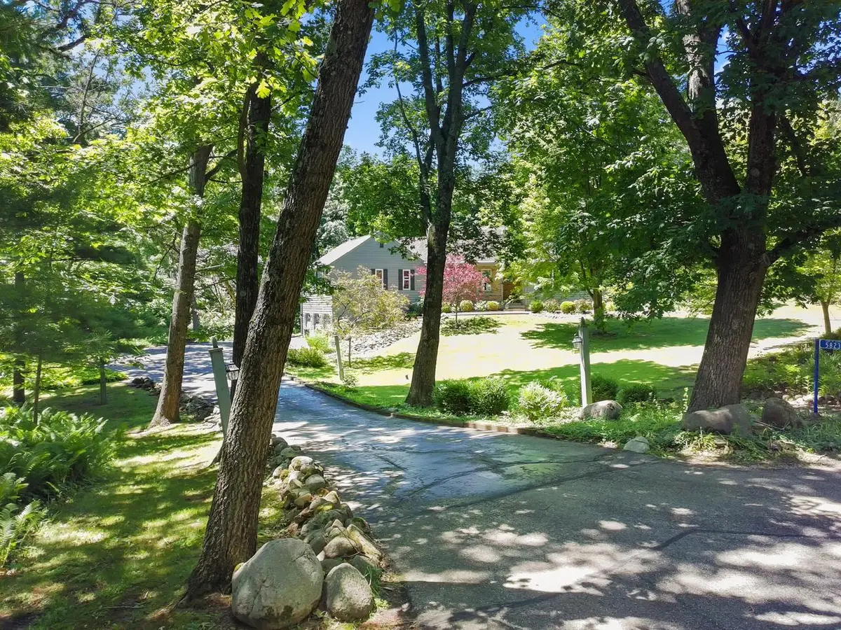 5823 Raccoon DRIVE, Burlington, WI 53105 - #1