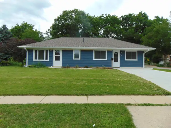 517 Maple STREET, Mukwonago, WI 53149