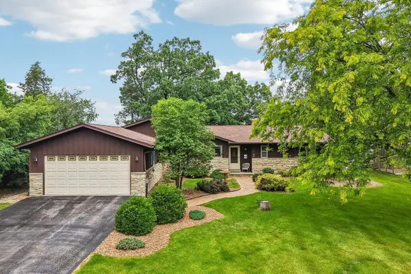 W322N6797 Wildwood Point ROAD, Hartland, WI 53029