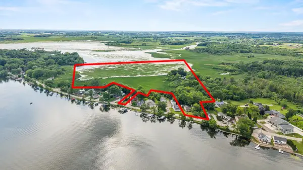 7110 N Tichigan ROAD, Waterford, WI 53185