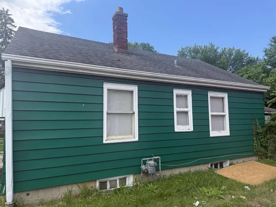 4327 N 35th STREET, Milwaukee, WI 53216 - #2