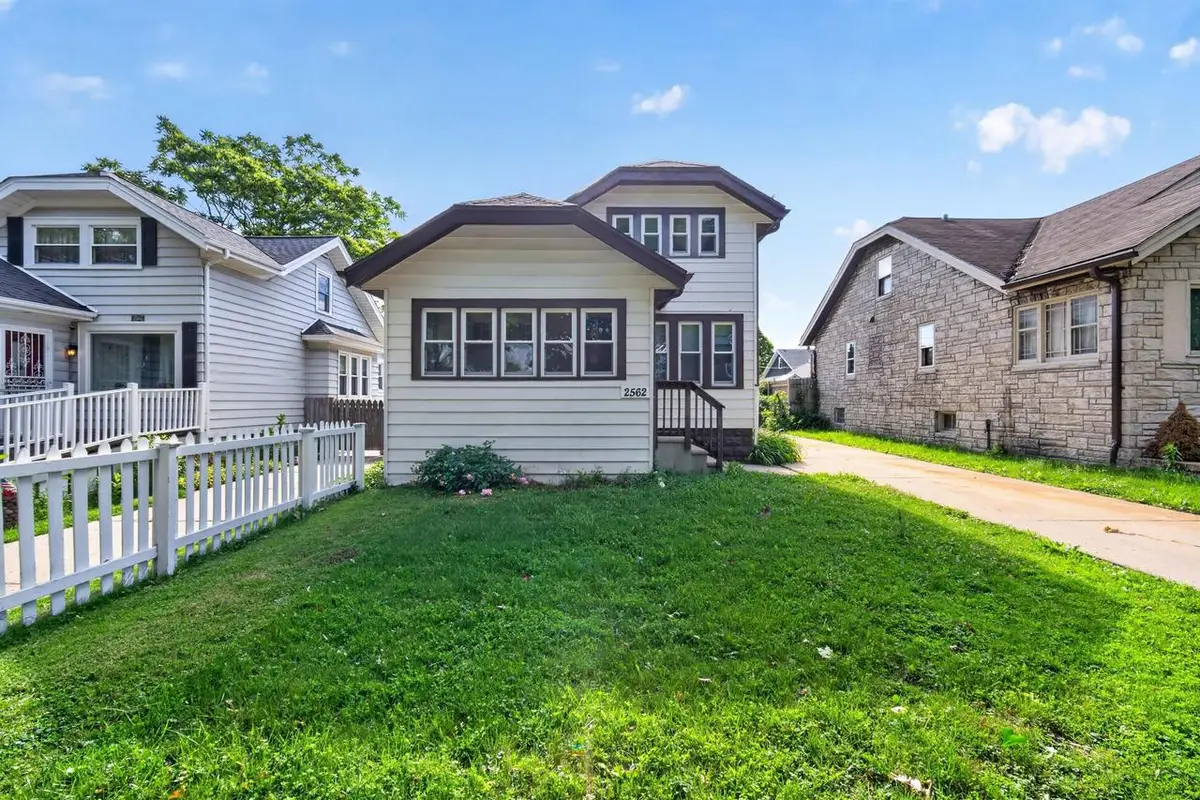 2562 N 59th STREET, Milwaukee, WI 53210 - #1