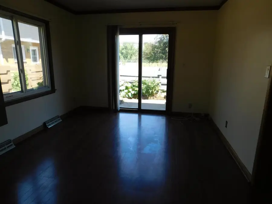 8622 W Villard AVENUE, Milwaukee, WI 53225 - #2