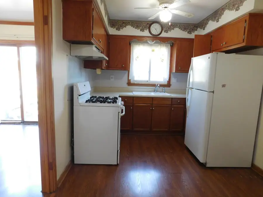 8622 W Villard AVENUE, Milwaukee, WI 53225 - #3