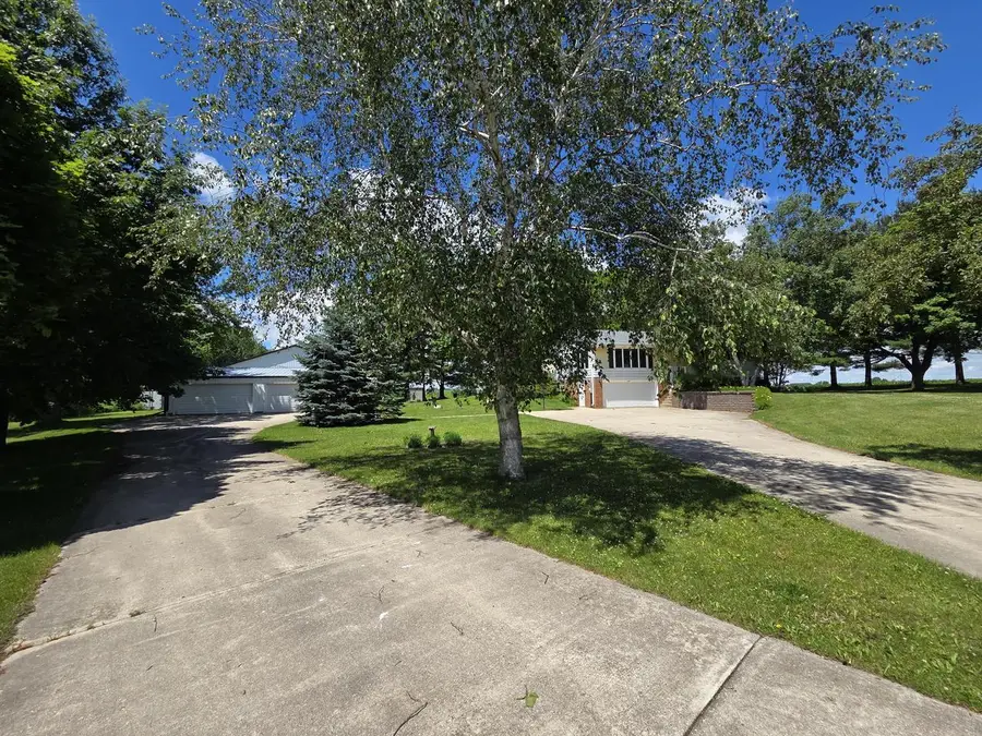 6051 Blueberry ROAD, Allenton, WI 53002 - #3