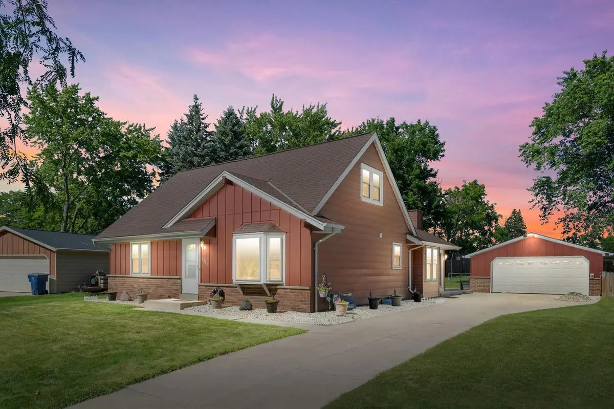7434 S Logan AVENUE, Oak Creek, WI 53154 - #1