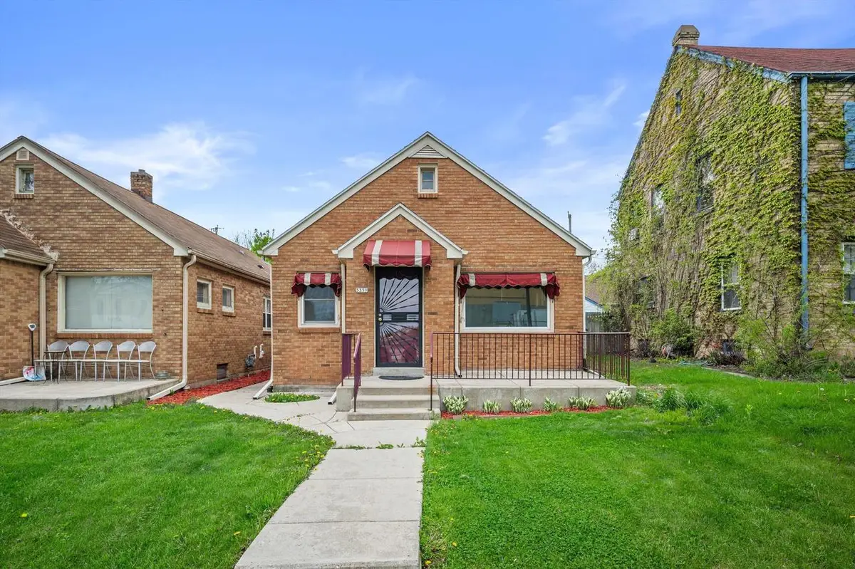 5359 N 33rd STREET, Milwaukee, WI 53209 - #1