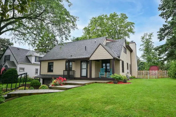 1314 S East AVENUE, Waukesha, WI 53186