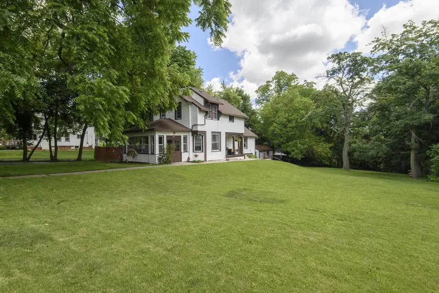 346 High STREET, Pewaukee, WI 53072 - #2