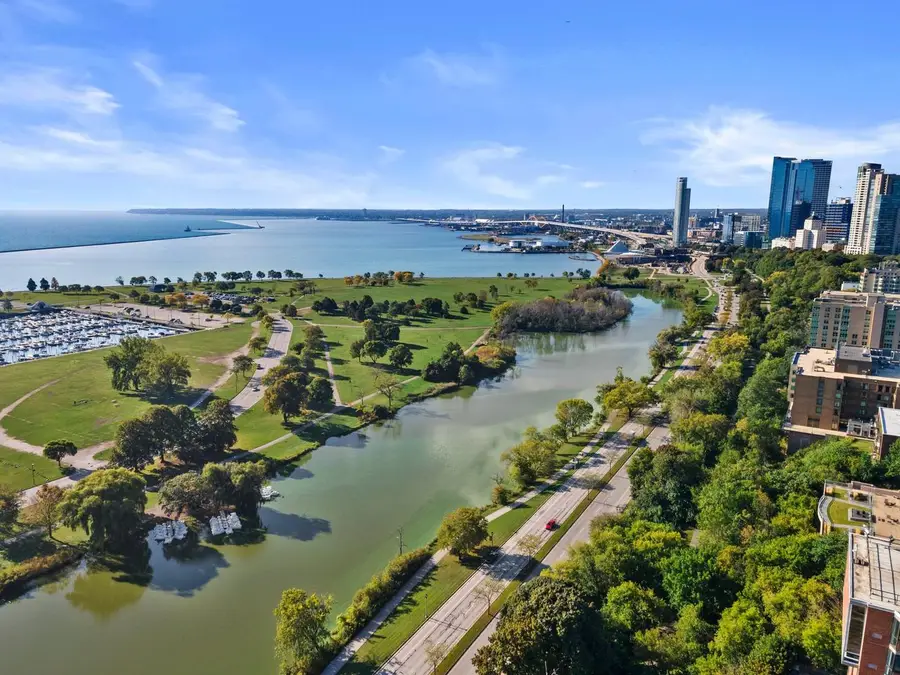 1300 N Prospect AVENUE #420, Milwaukee, WI 53202 - #3