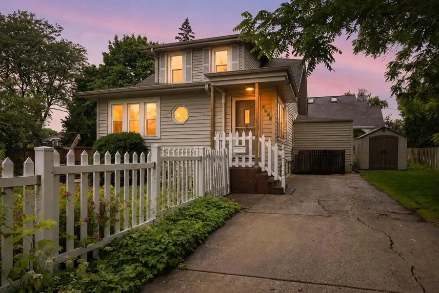 1500 E Kensington BOULEVARD, Shorewood, WI 53211 - #2