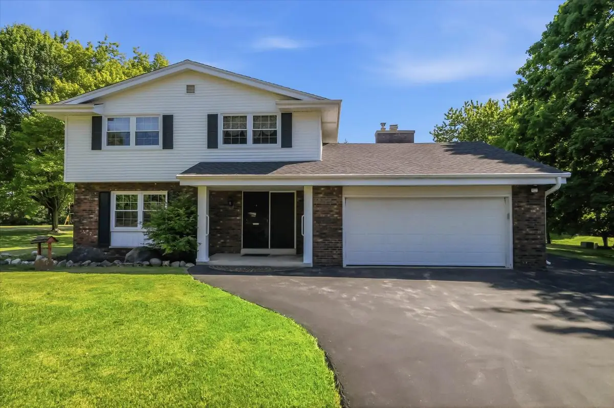 7881 Hill  'N Dale COURT, Cedarburg, WI 53012 - #1