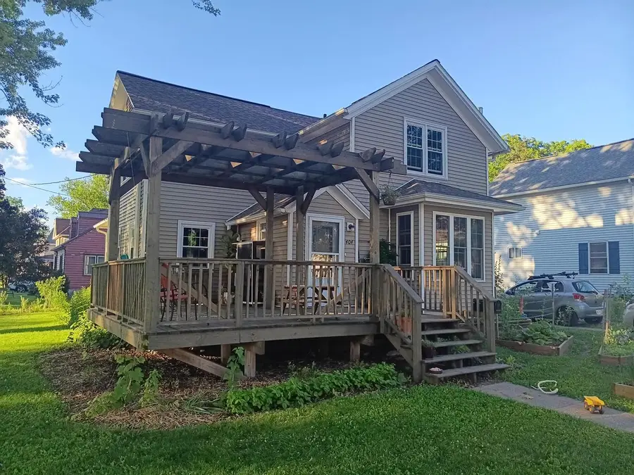 404 E Gillette STREET, Viroqua, WI 54665 - #3
