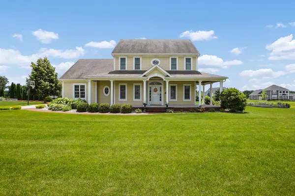 N75W24615 Overland ROAD, Sussex, WI 53089