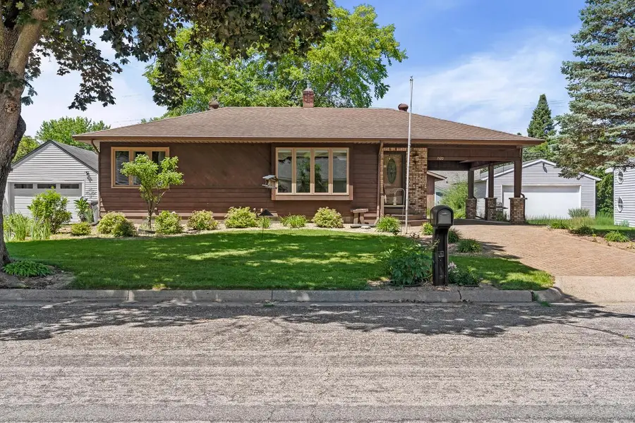 1520 29th STREET S, La Crosse, WI 54601 - #2
