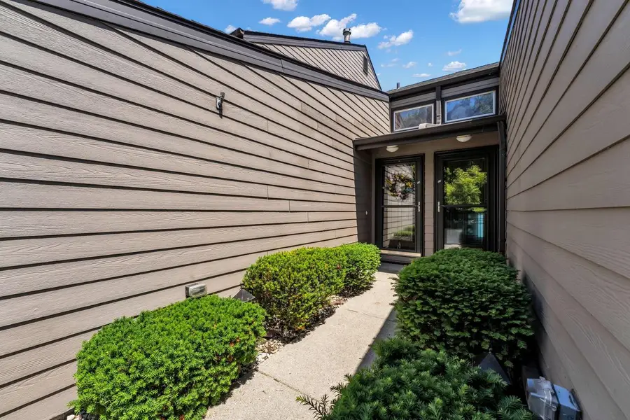 141 S Lakeshore DRIVE #C6, Racine, WI 53403 - #2