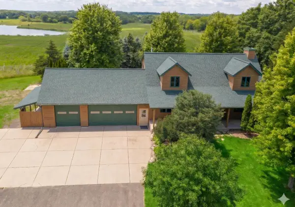 7724 Northwest HIGHWAY, Mukwonago, WI 53149