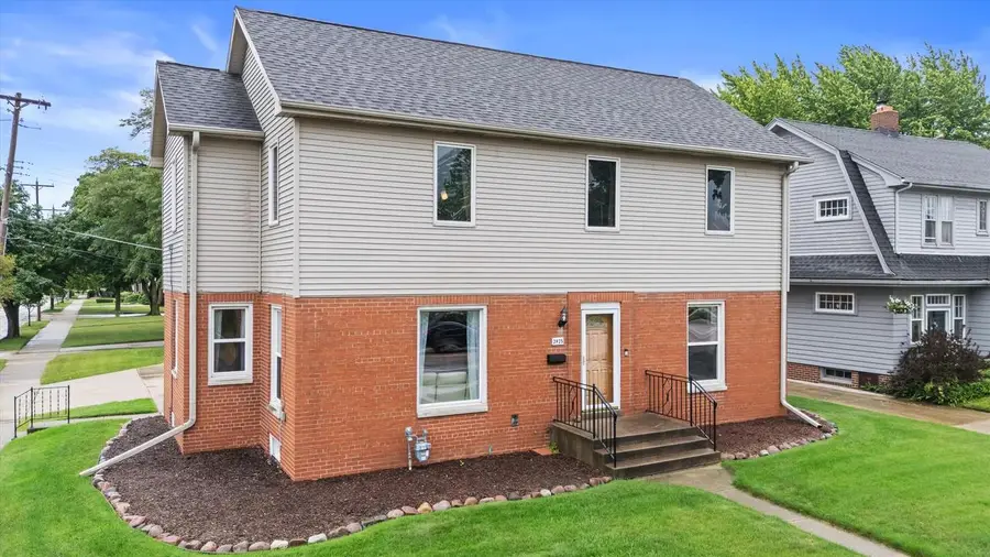 2925 N Main STREET, Racine, WI 53402 - #3