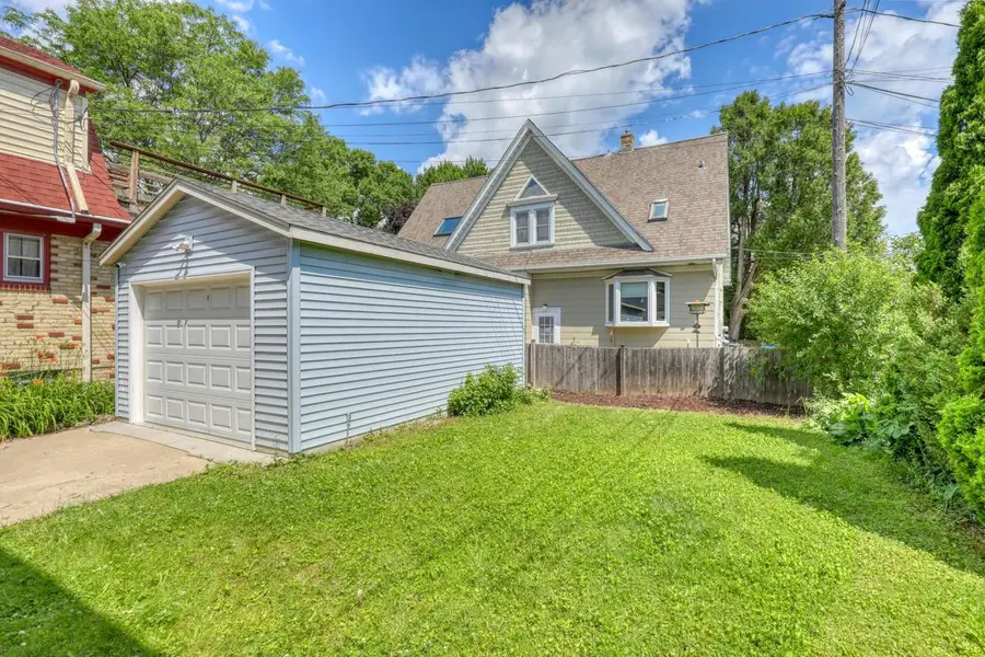 1406 E Kensington BOULEVARD, Shorewood, WI 53211 - #3