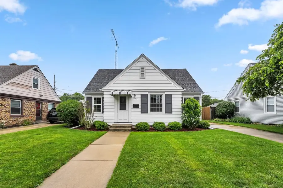 1233 Kingston AVENUE, Racine, WI 53402 - #2