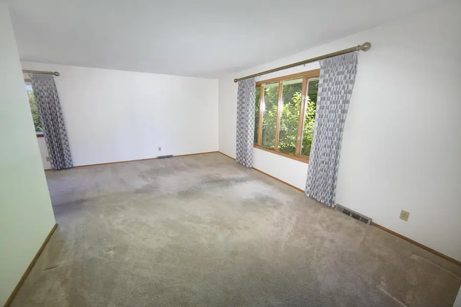 10520 W Monastery DRIVE, Franklin, WI 53132 - #2