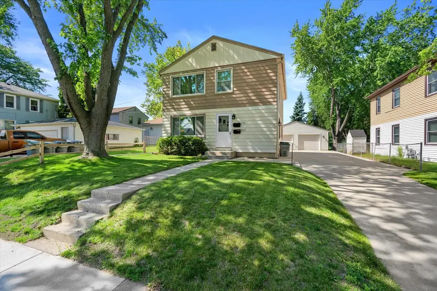 4714 W Howard AVENUE #4716, Milwaukee, WI 53220 - #2