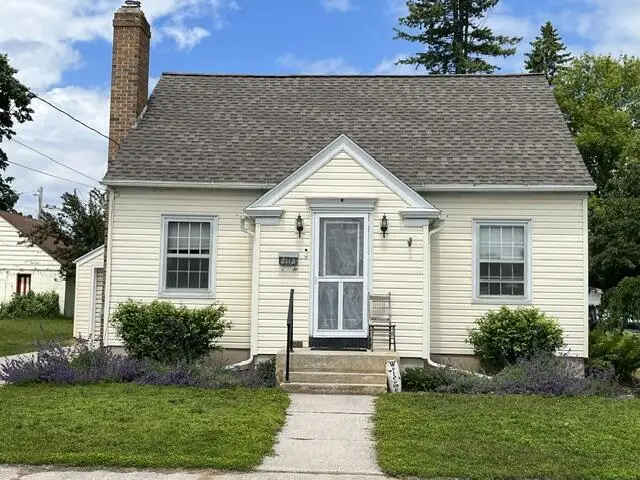 2112 30 STREET, Two Rivers, WI 54241 - #1