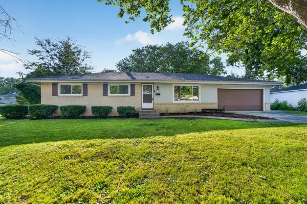 W172N9256 Shady LANE, Menomonee Falls, WI 53051