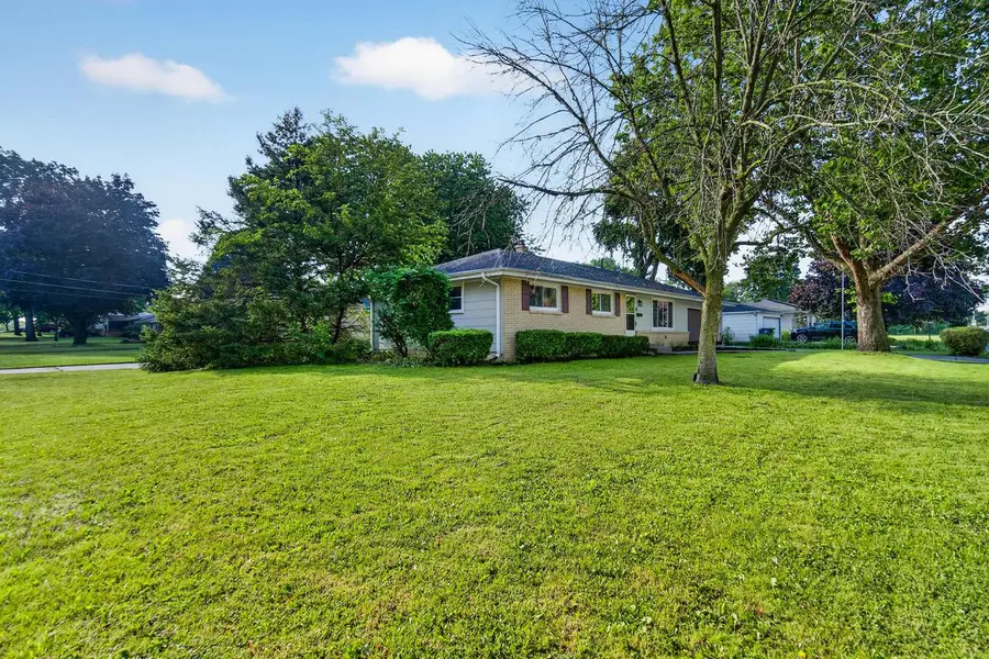 W172N9256 Shady LANE, Menomonee Falls, WI 53051 - #3
