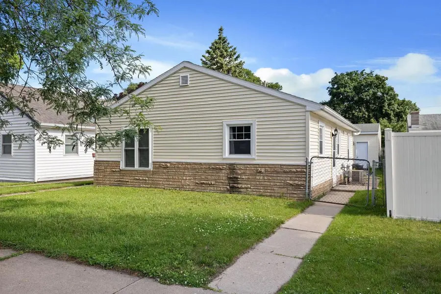 1409 Salem ROAD, La Crosse, WI 54603 - #2