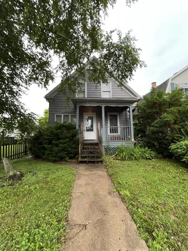 1419 Flett AVENUE, Racine, WI 53405