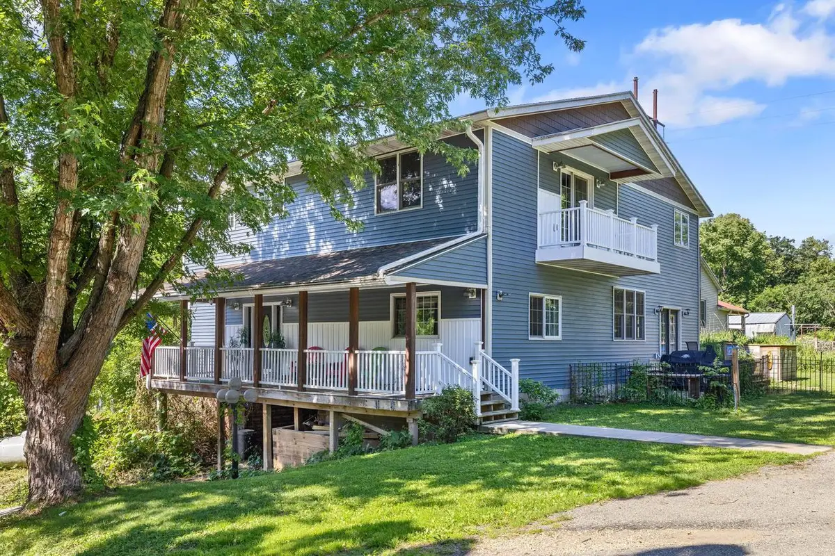 W884 E Mohawk LANE, Stoddard, WI 54658 - #1