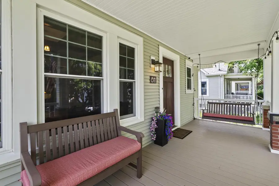 811 Harvey AVENUE, Watertown, WI 53094 - #2