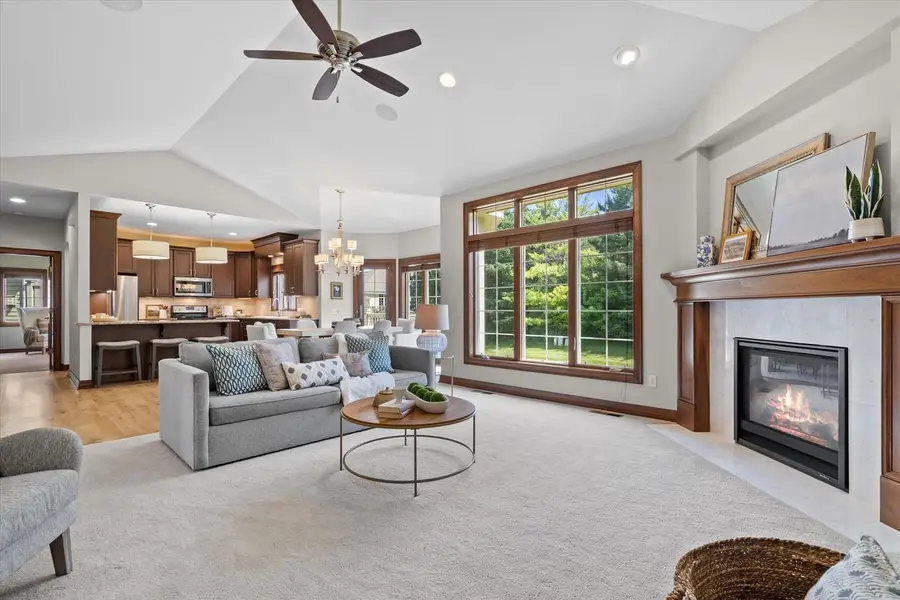 1443 Hidden Waters CIRCLE, West Bend, WI 53095 - #3