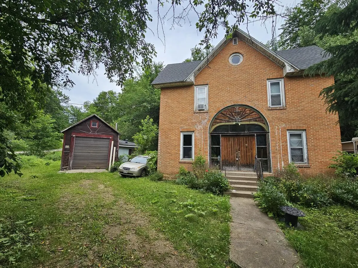 E8706 County Rd M, Readstown, WI 54652 - #1