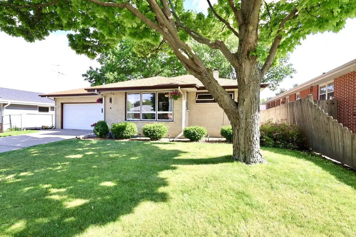 4821 70th STREET, Kenosha, WI 53142 - #1