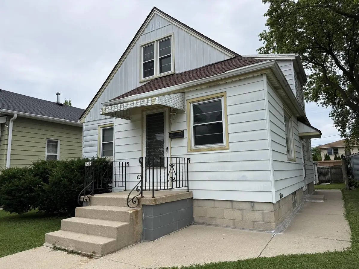 2210 S 56th STREET, West Allis, WI 53219 - #1