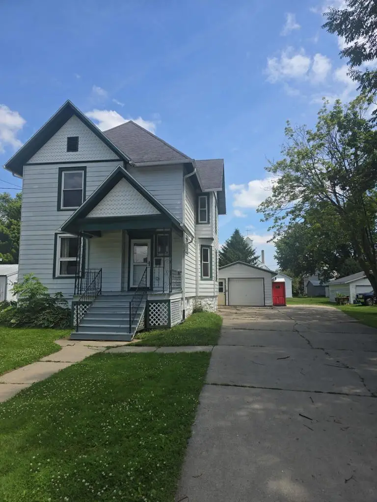 215 N Main STREET, Reeseville, WI 53579 - #3