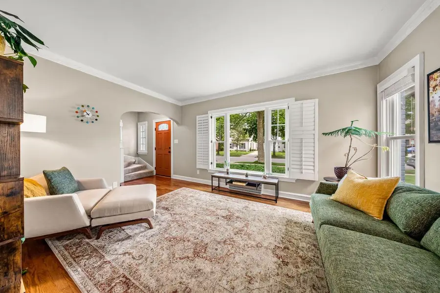 5574 N Kent AVENUE, Whitefish Bay, WI 53217 - #3