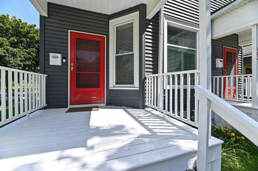 400 E Garfield AVENUE #402, Milwaukee, WI 53212 - #2