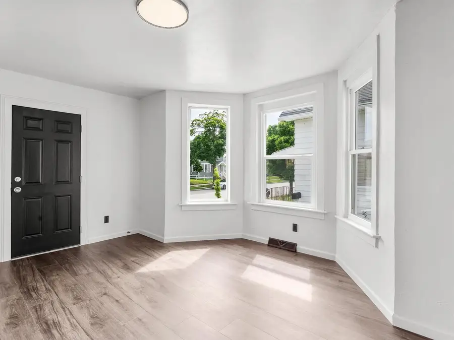 1114 Broadway AVENUE, Sheboygan, WI 53081 - #3
