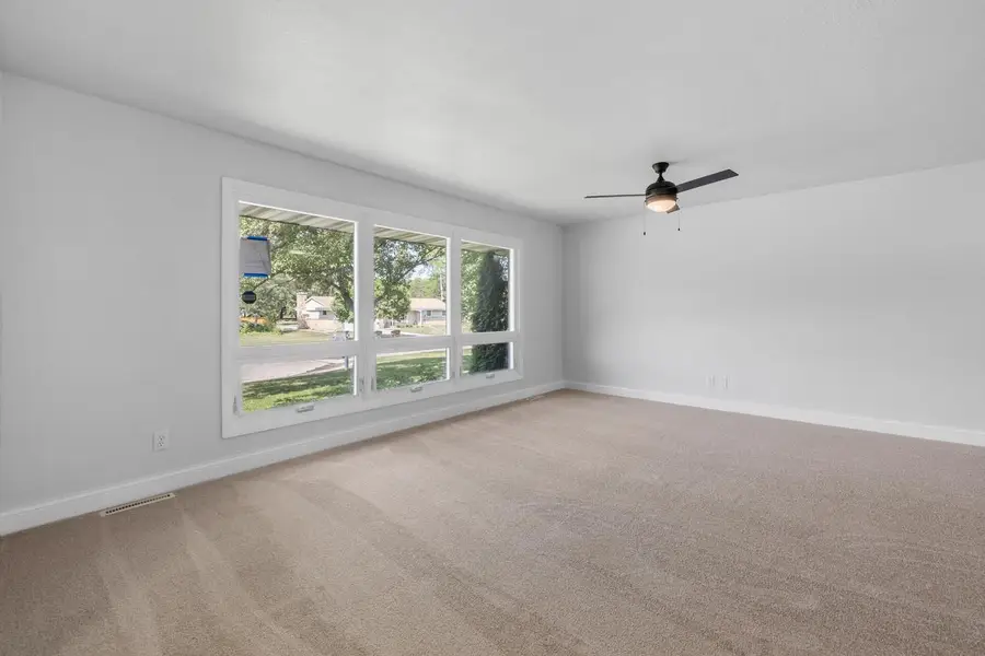567 W Fransee LANE, Glendale, WI 53217 - #2