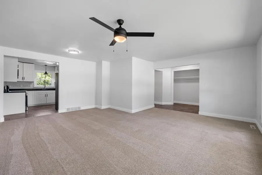 567 W Fransee LANE, Glendale, WI 53217 - #3
