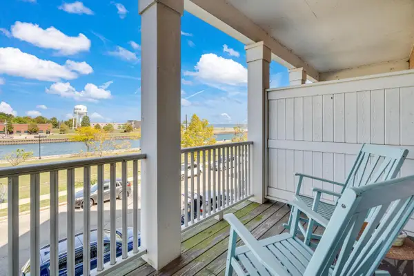 209 54th STREET #2A, Kenosha, WI 53140