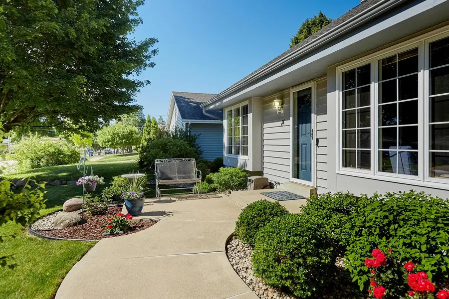 14 Virginia STREET, Racine, WI 53405 - #2