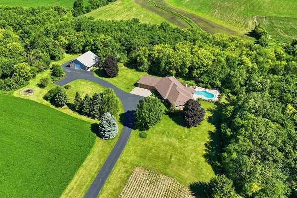 9325 E Six Corners ROAD, Milton, WI 53563