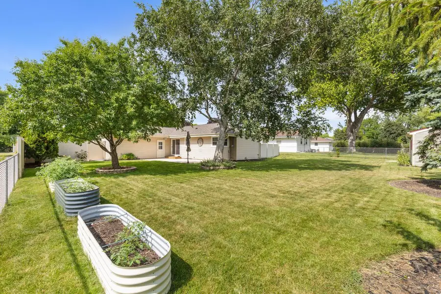 1111 Wisteria LANE, Waukesha, WI 53189 - #3