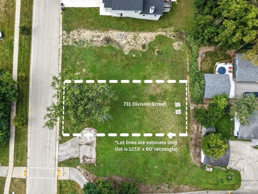 731 DIVISION STREET, Delafield, WI 53018 - #3