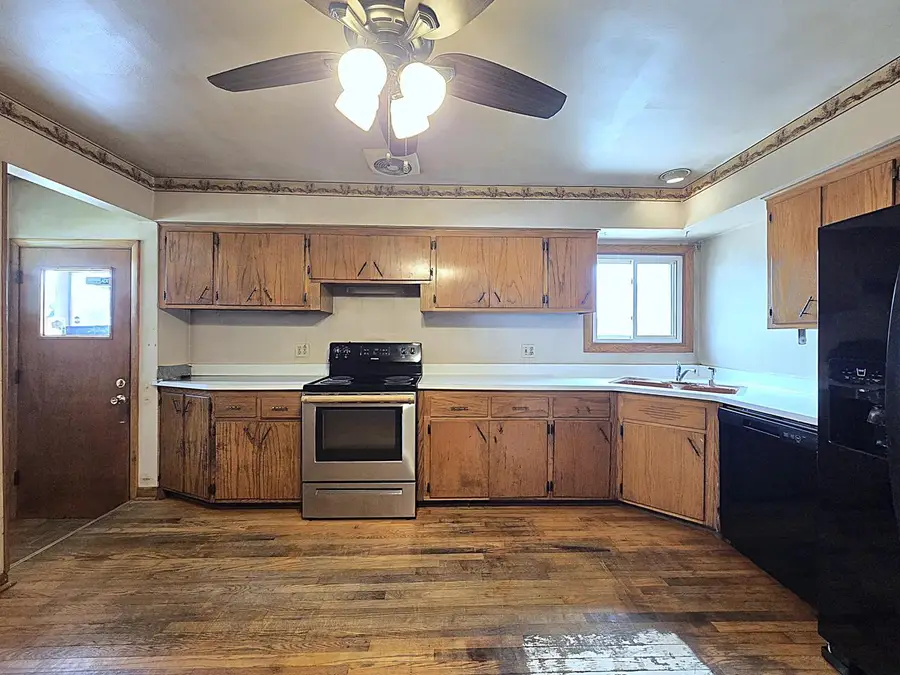 5863 S Hately AVENUE, Cudahy, WI 53110 - #3