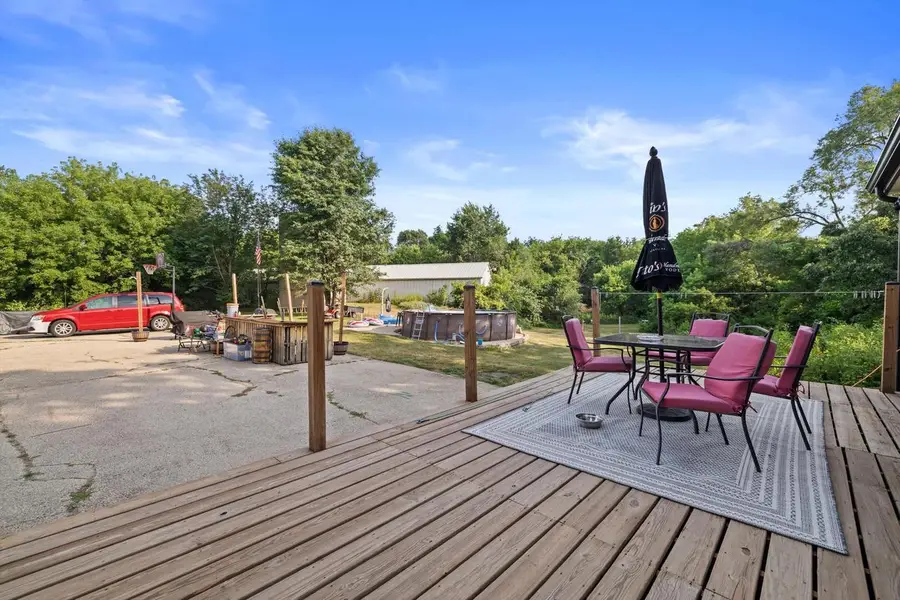 5402 Northwest HIGHWAY, Waterford, WI 53185 - #3